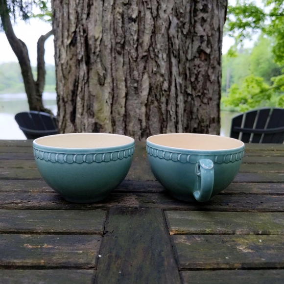 Rare! Vintage Pair of Teal Scroll Design Ceramic Teacups Made in England - Picture 2 of 4